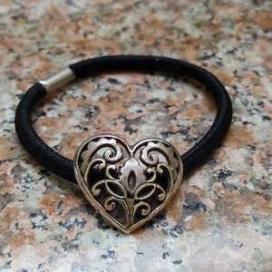 Brighton ppnytail hair tie